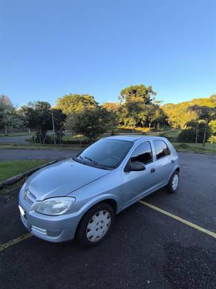 CHEVROLET CELTA 1.0 MPFI LIFE 8V FLEX 4P MANUAL CHEVROLET CELTA 1.0 MPFI LIFE 8V FLEX 4P MANUAL